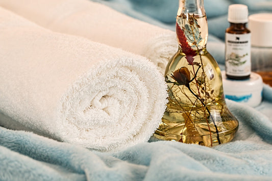 TREAT ME - Organic Facial & Hair Treatment 75mins
